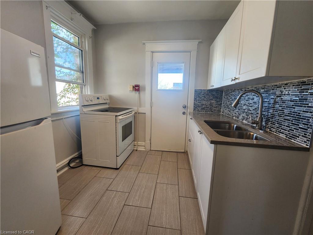 25 West Avenue S Property Photo 8
