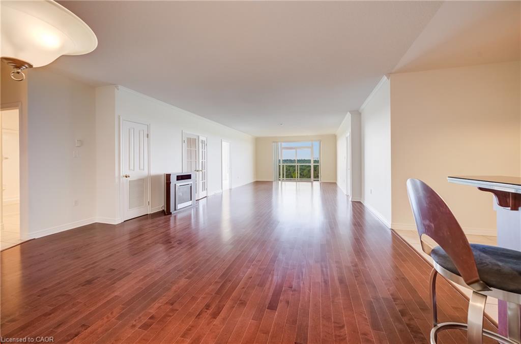 1403-255 Keats Way Property Photo 12