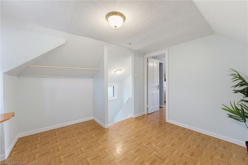 23 Nightingale Street Property Photo 21