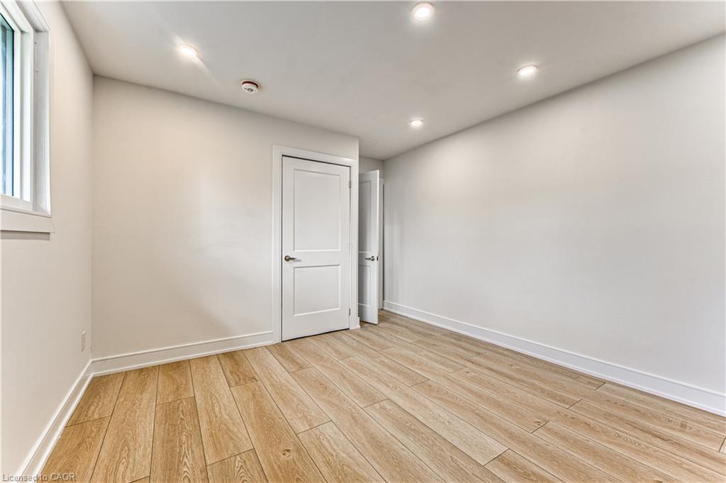 7385 North Dorset Place Property Photo 22