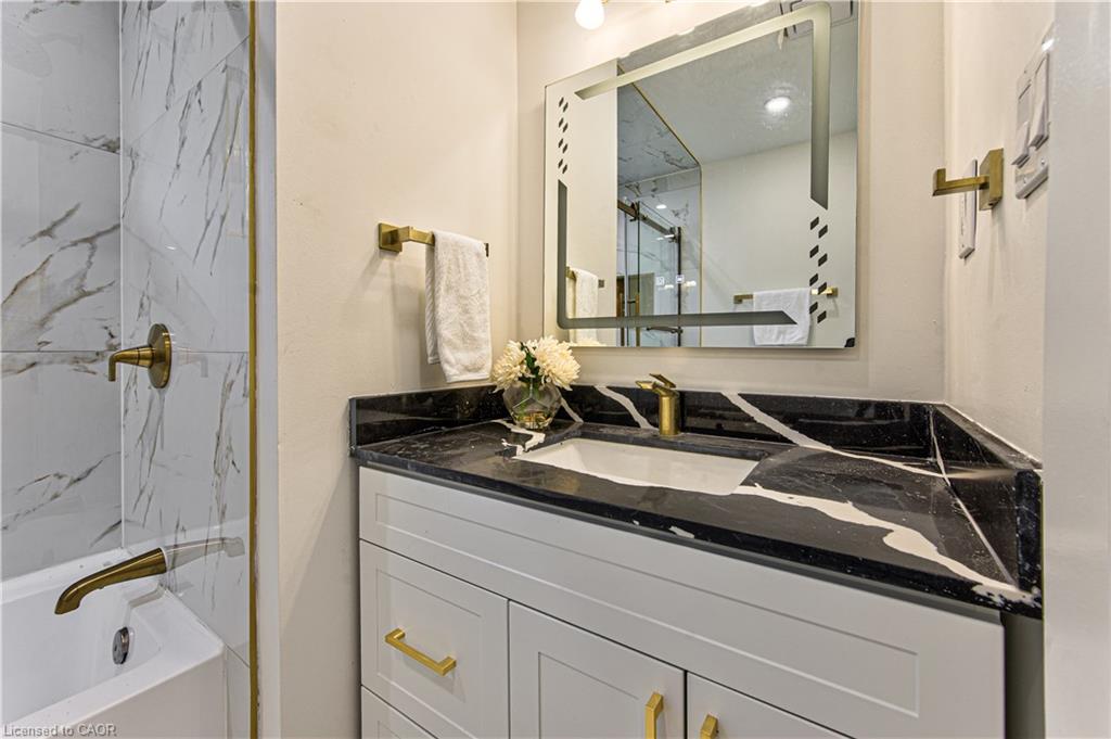 7385 North Dorset Place Property Photo 27