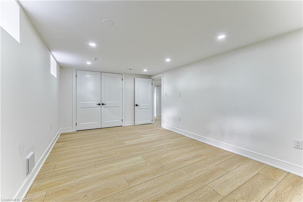 7385 North Dorset Place Property Photo 37