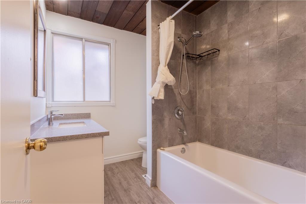 112 Shadeland Crescent Property Photo 15