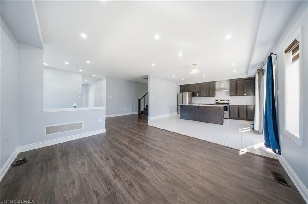 18 Macklin Street Property Photo 7