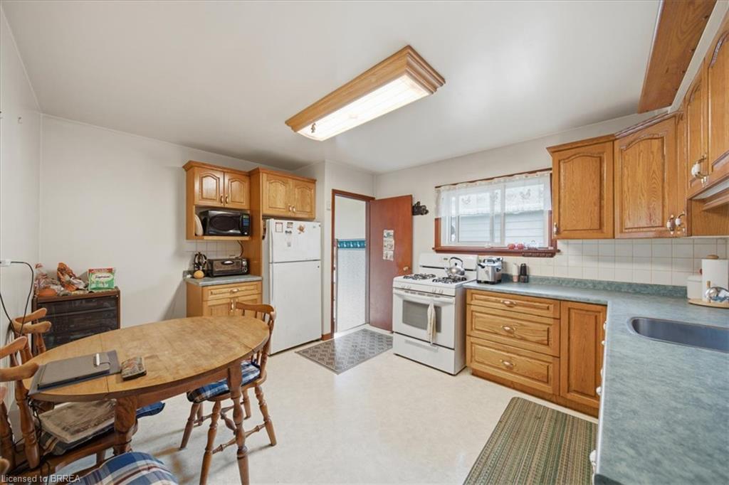 16 Mintern Avenue Property Photo 10