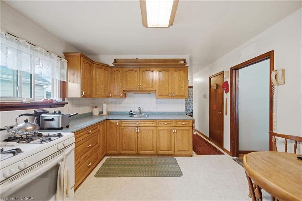 16 Mintern Avenue Property Photo 11