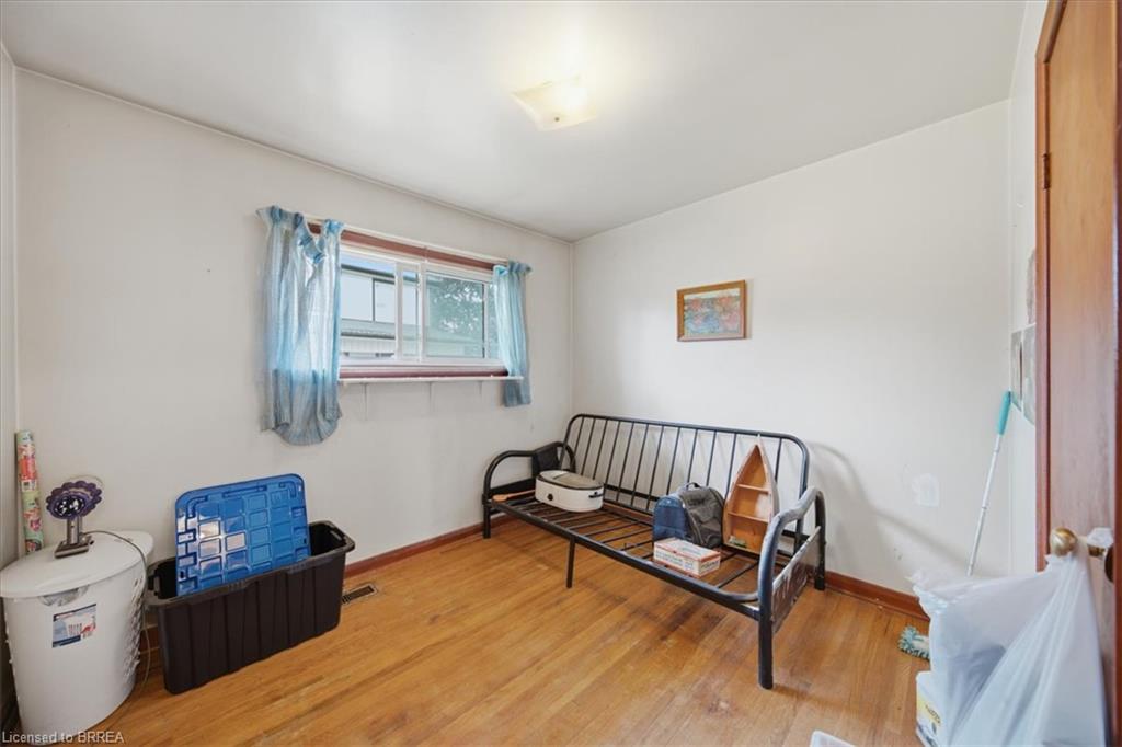 16 Mintern Avenue Property Photo 15