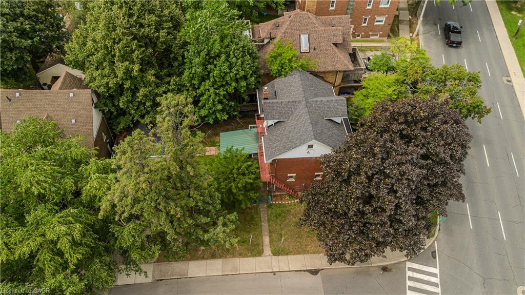 1088 King Street E Property Photo 8
