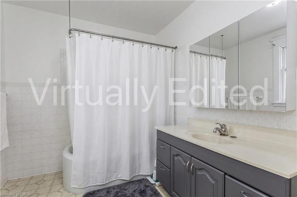 1088 King Street E Property Photo 30