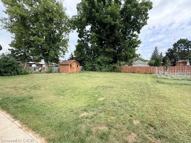 236 Bruce Street Property Photo 2