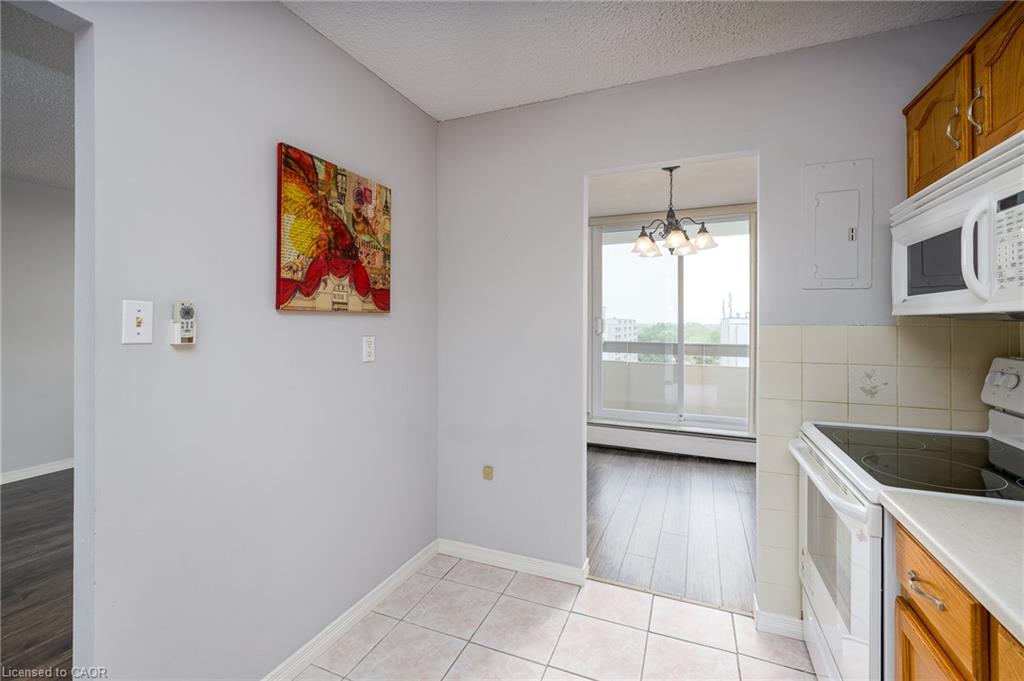 1002-365 Geneva Street Property Photo 10