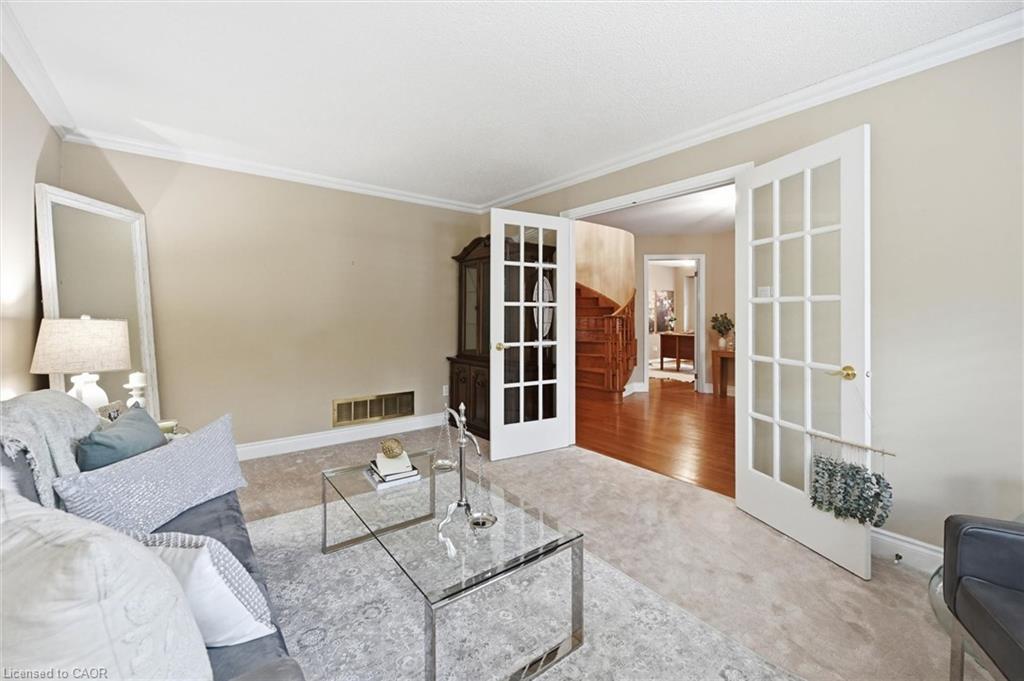 1472 Livery Lane Property Photo 9