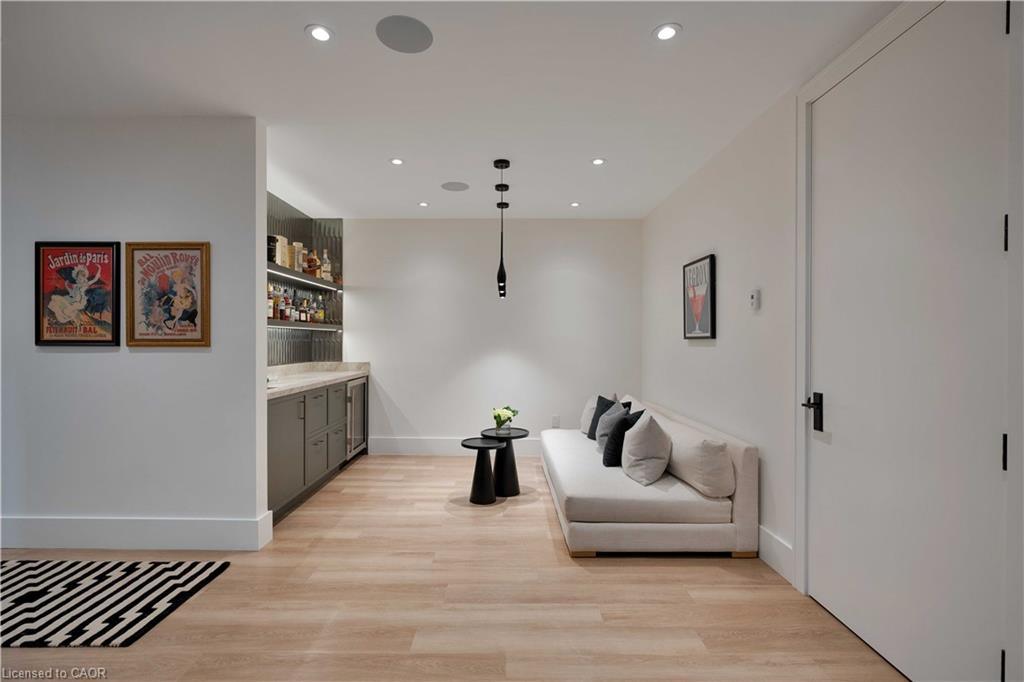 203 Weybourne Road Property Photo 34