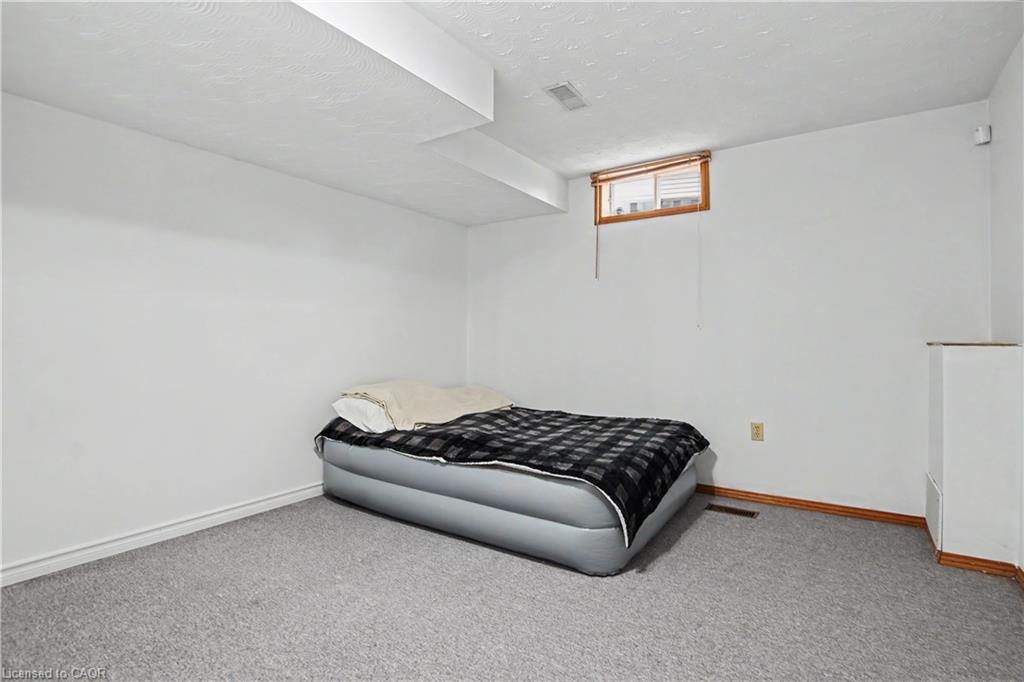 14 Indian Crescent Property Photo 13