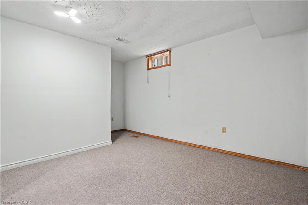 14 Indian Crescent Property Photo 15