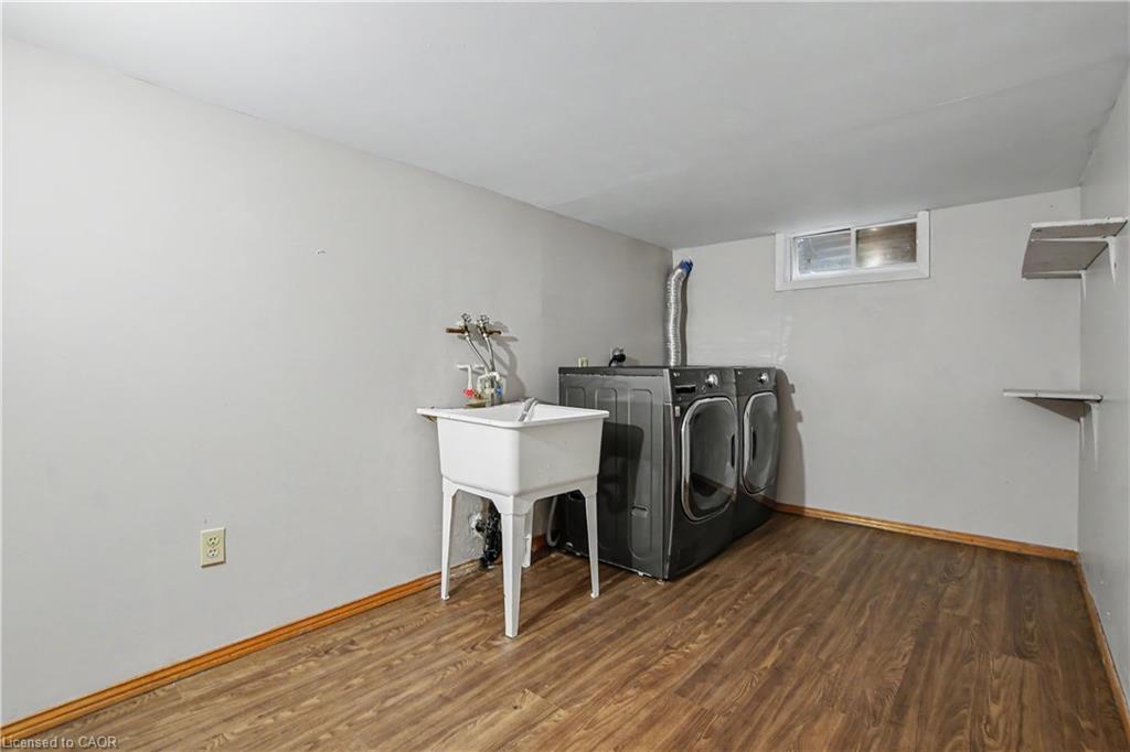 14 Indian Crescent Property Photo 17