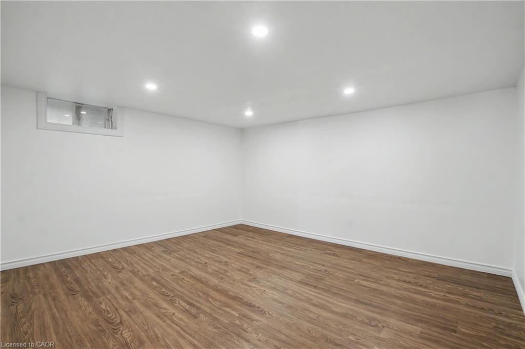 14 Indian Crescent Property Photo 18