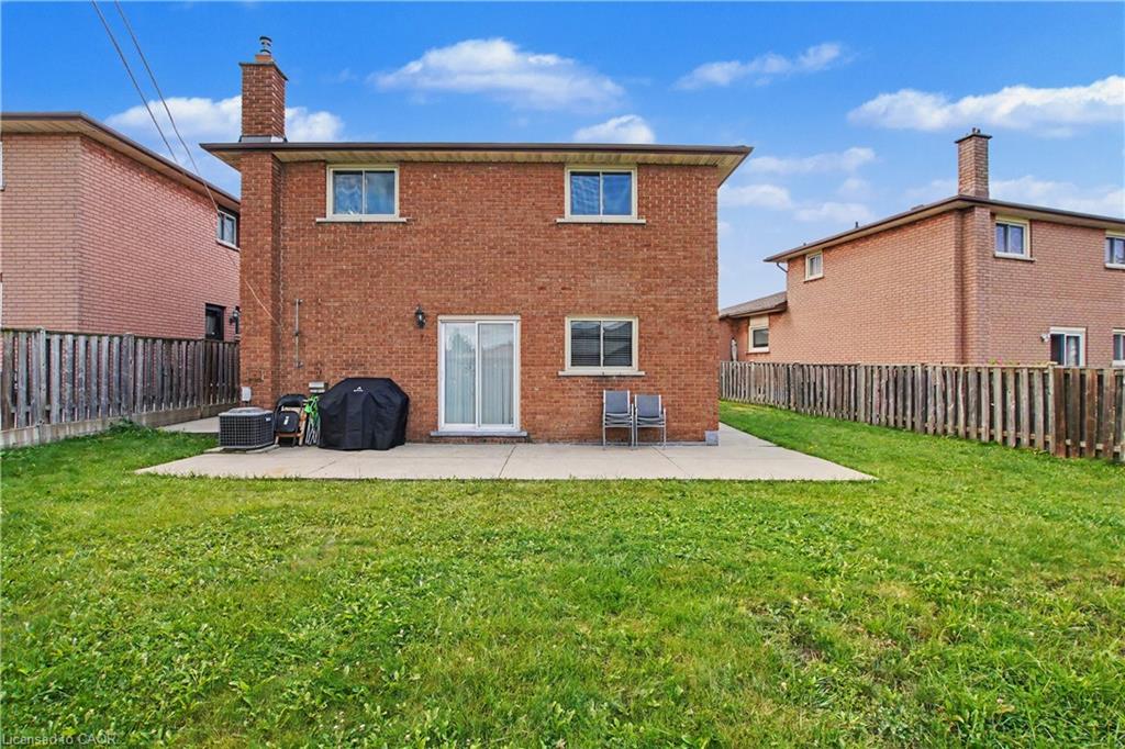 14 Indian Crescent Property Photo 21