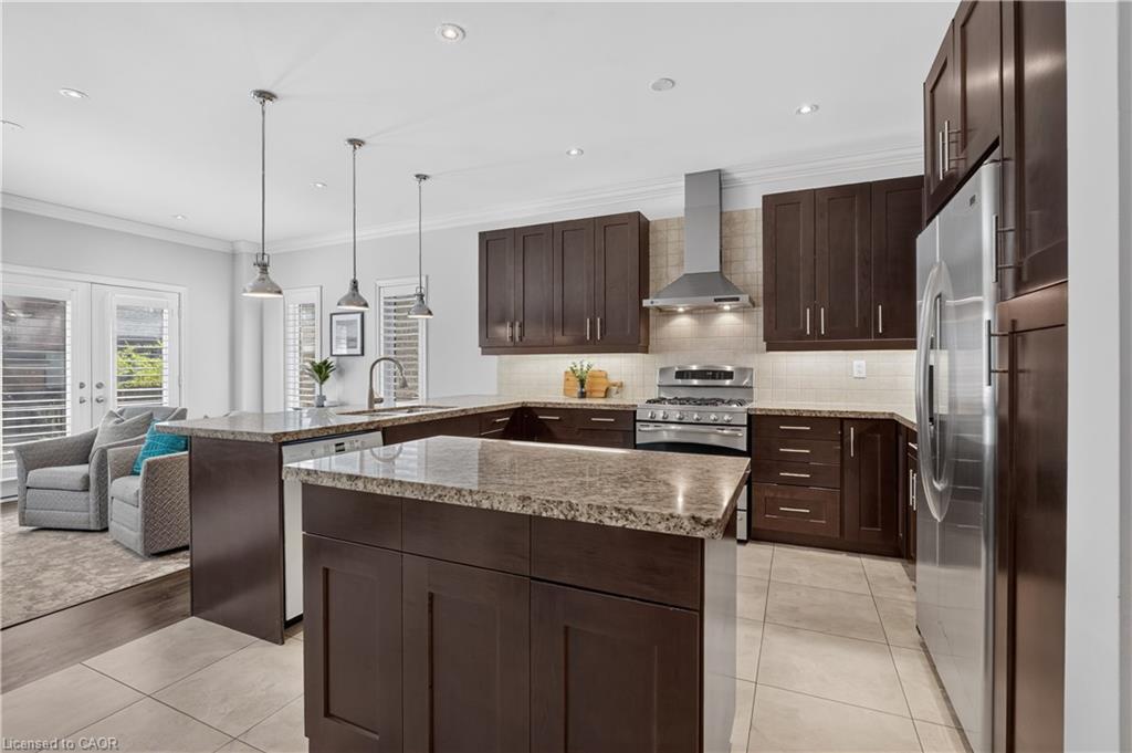 2320 Wuthering Heights Way Property Photo 10