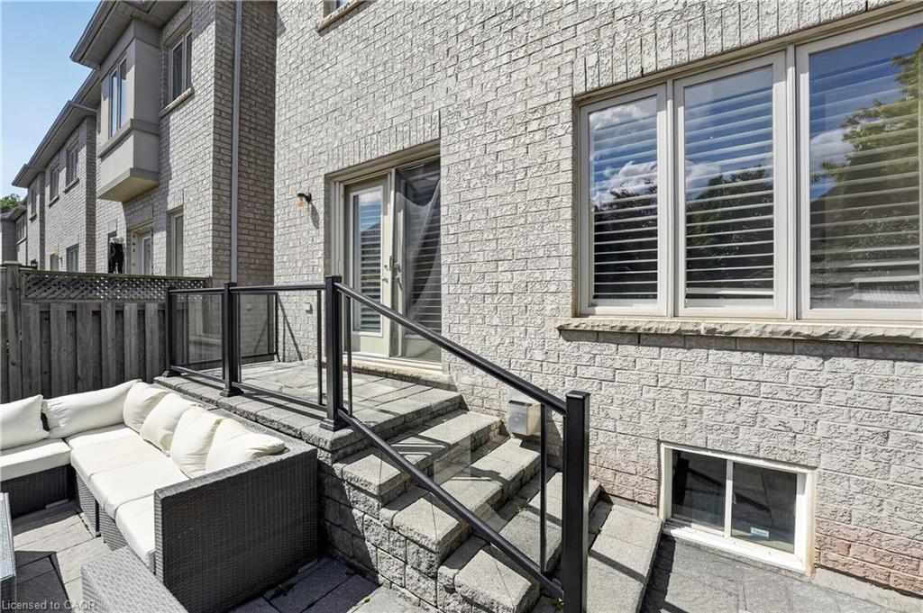 2320 Wuthering Heights Way Property Photo 17