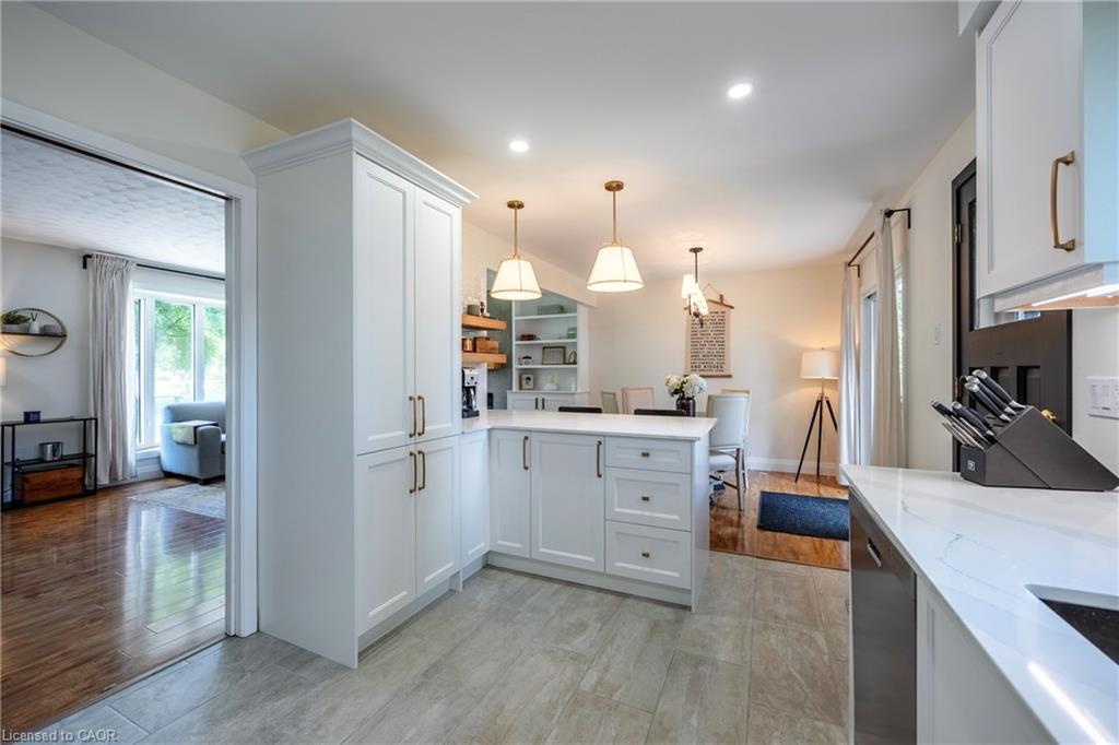 9 Normandy Circle Property Photo 12