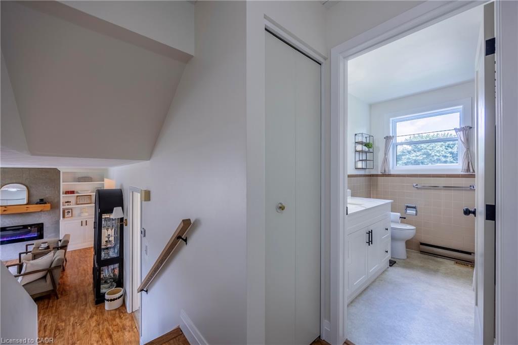 9 Normandy Circle Property Photo 21