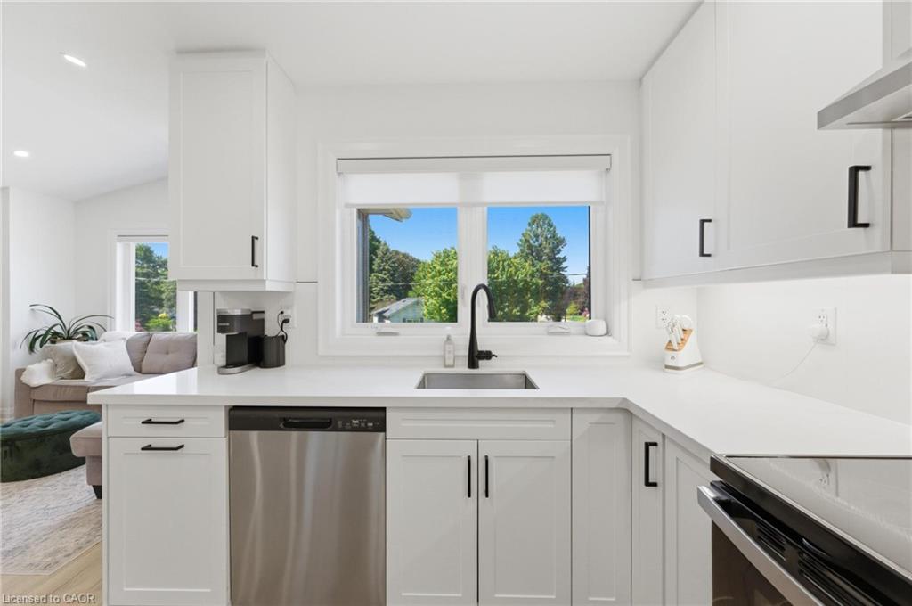 82 Cumming Court Property Photo 10