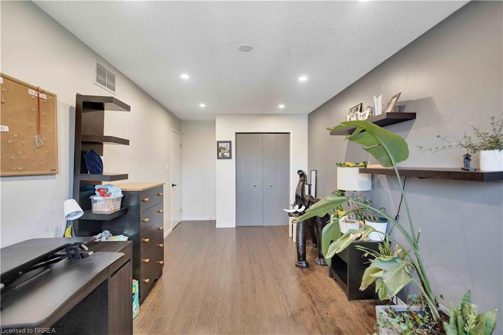 26 Scottacres Boulevard Property Photo 16