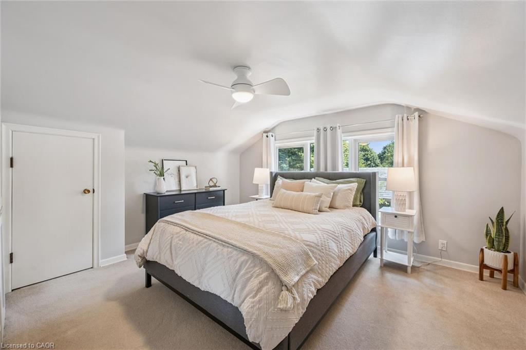 475 Stevenson Street N Property Photo 22