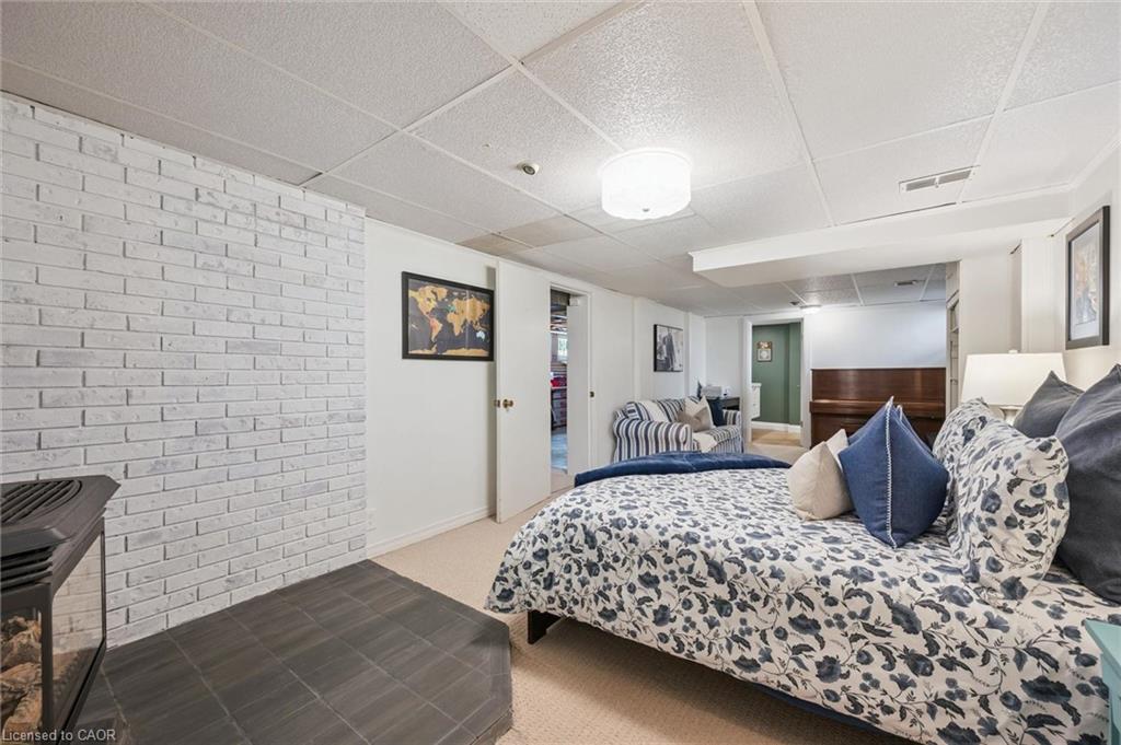 475 Stevenson Street N Property Photo 26