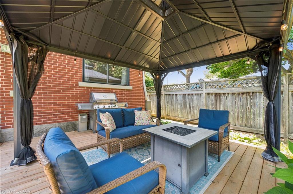 475 Stevenson Street N Property Photo 34