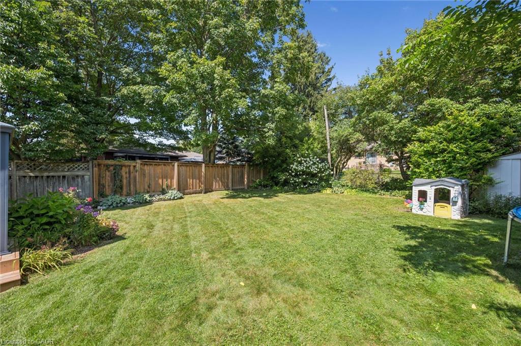 475 Stevenson Street N Property Photo 37
