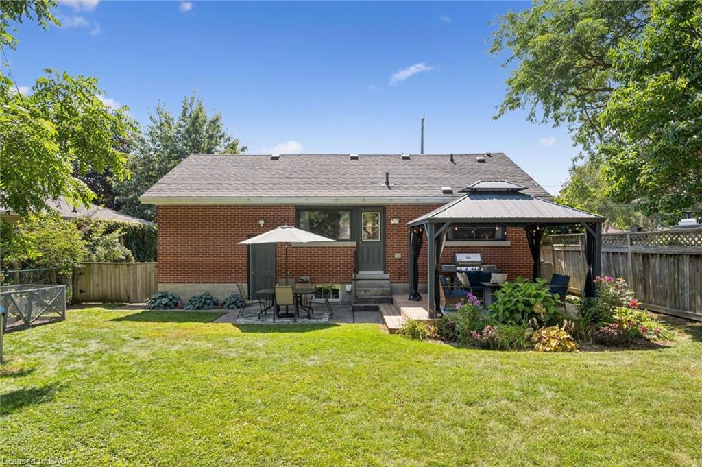 475 Stevenson Street N Property Photo 40