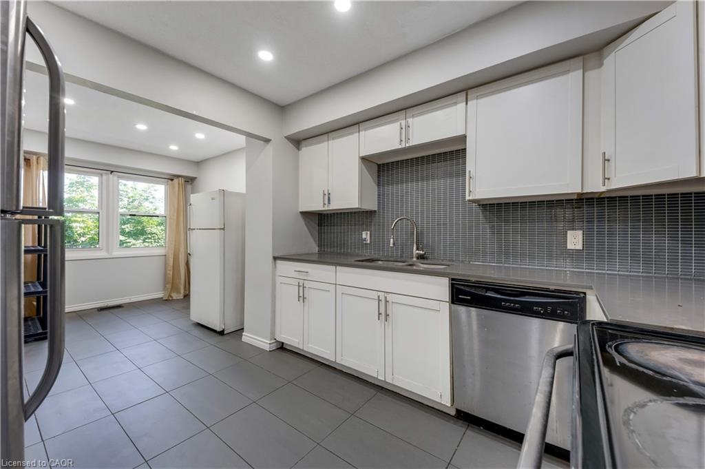 3-513 Quiet Place Property Photo 7