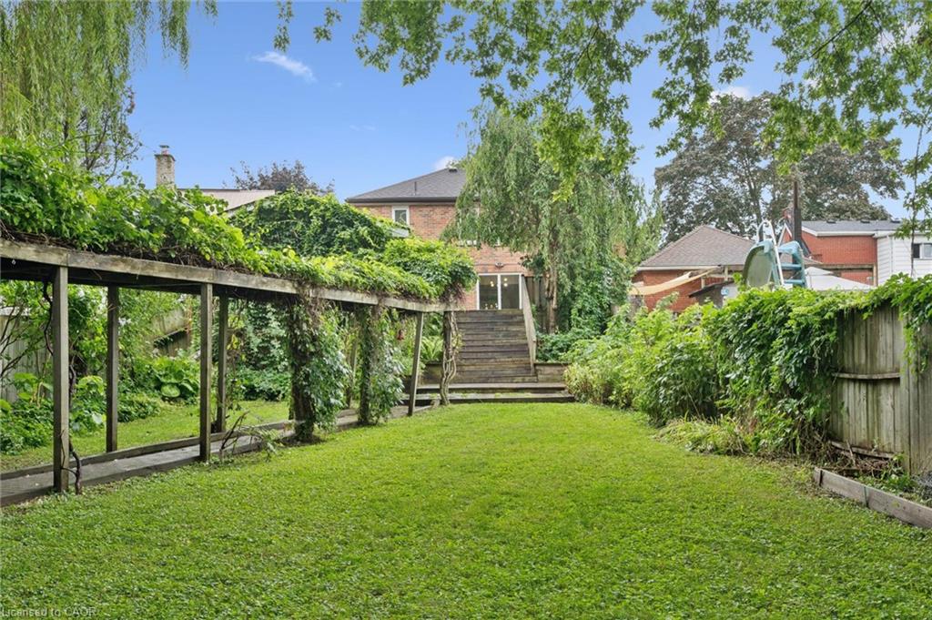 228 Waterloo Street Property Photo 3