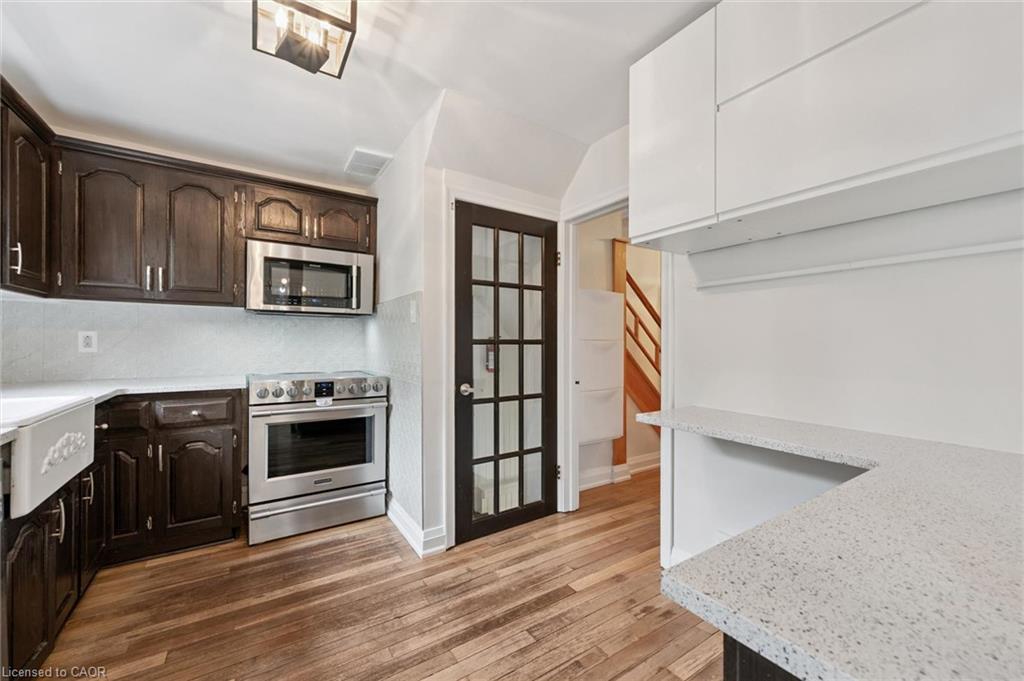 228 Waterloo Street Property Photo 13