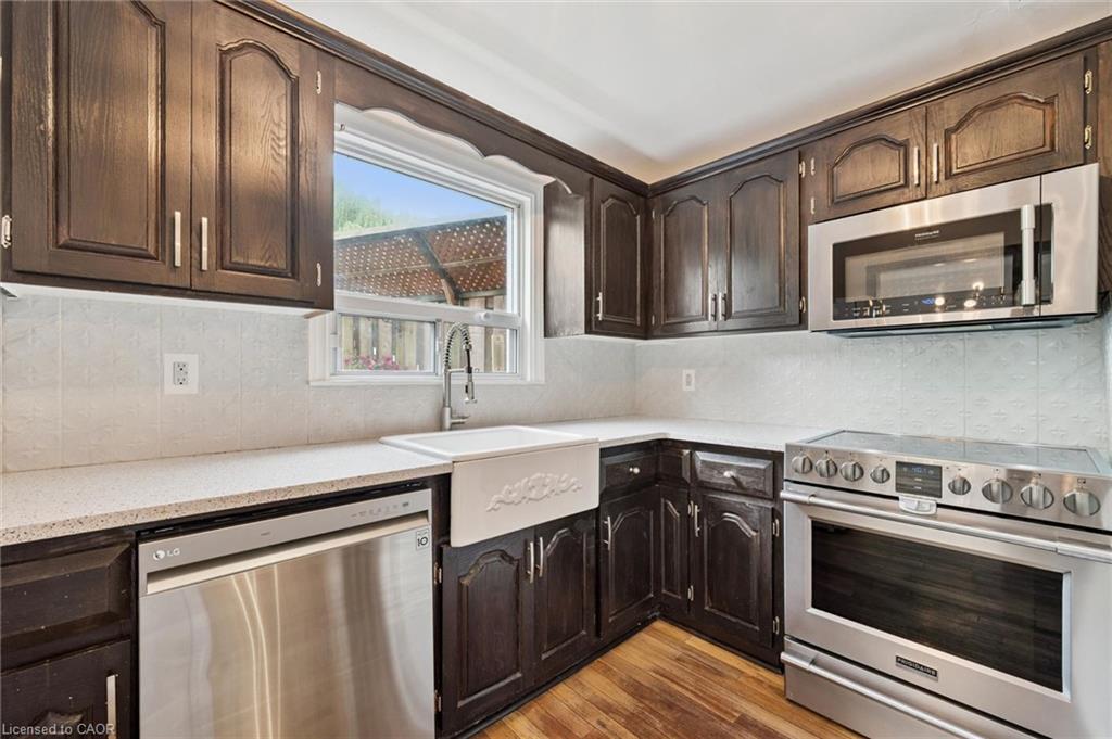 228 Waterloo Street Property Photo 14