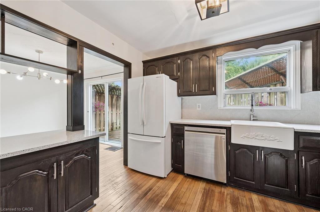 228 Waterloo Street Property Photo 15