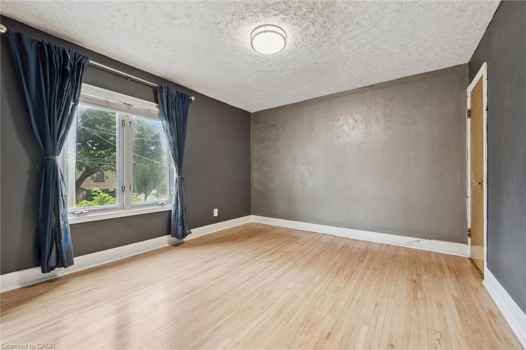 228 Waterloo Street Property Photo 18