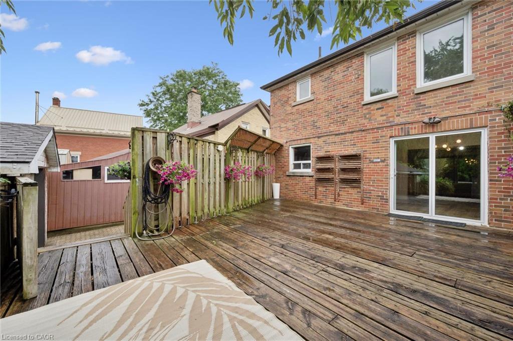228 Waterloo Street Property Photo 34