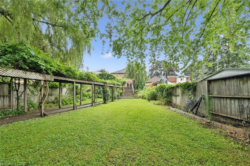 228 Waterloo Street Property Photo 37