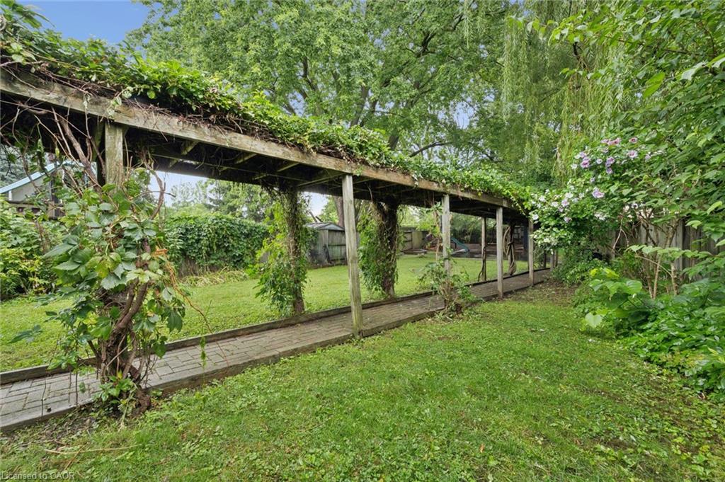 228 Waterloo Street Property Photo 38