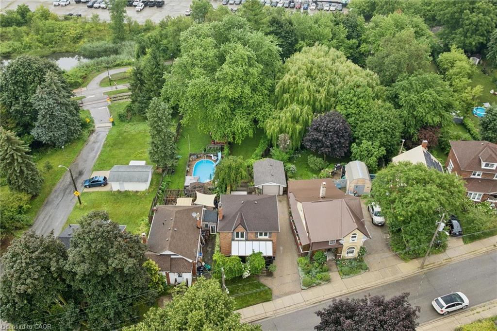 228 Waterloo Street Property Photo 43