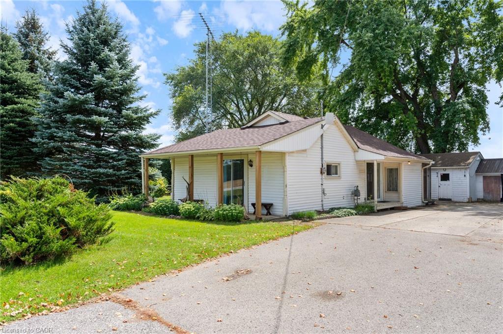 2088 Highway 3 Property Photo 3