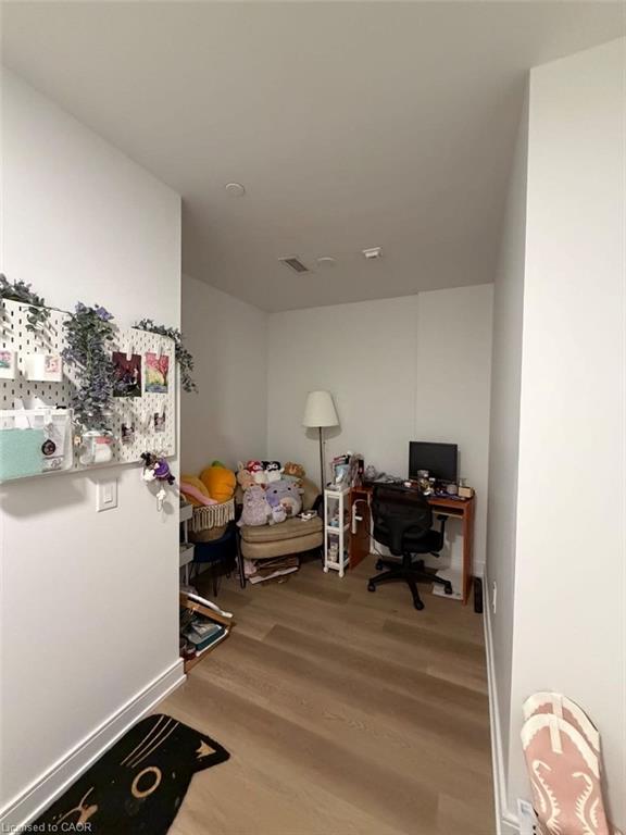 530-3009 Novar Road Property Photo 3