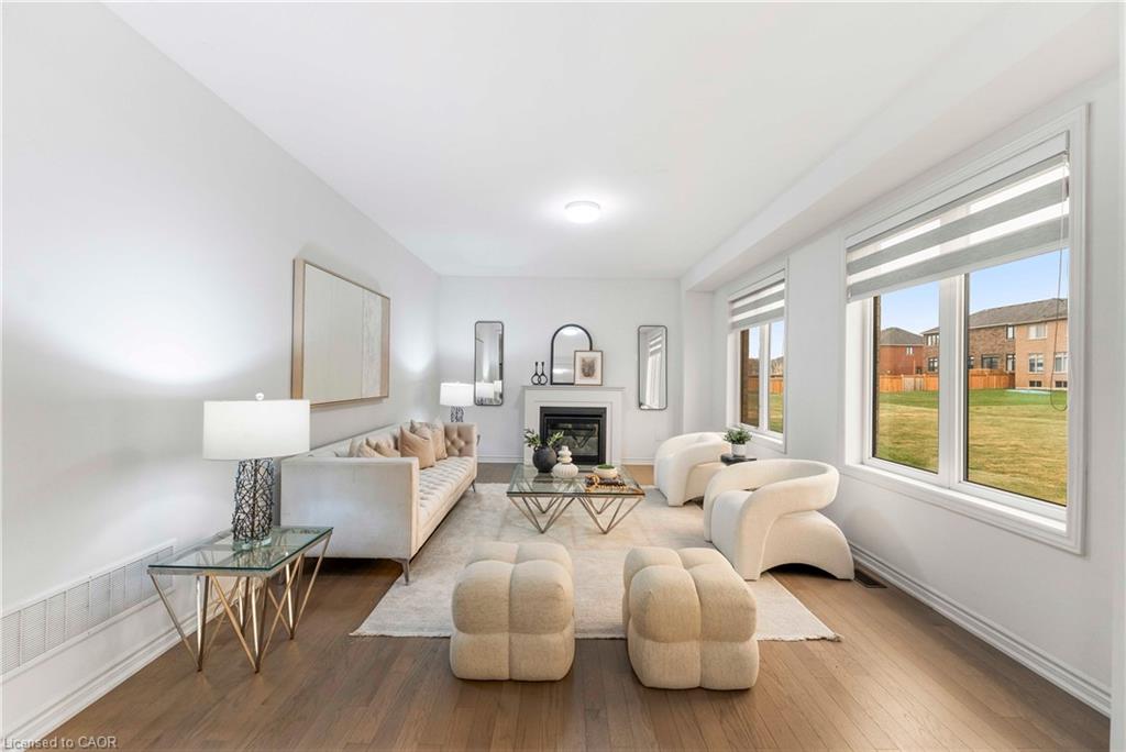 9 Sandhill Crescent Property Photo 12