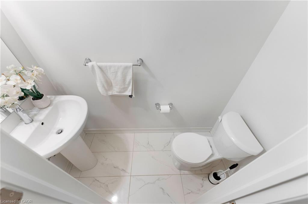 9 Sandhill Crescent Property Photo 23