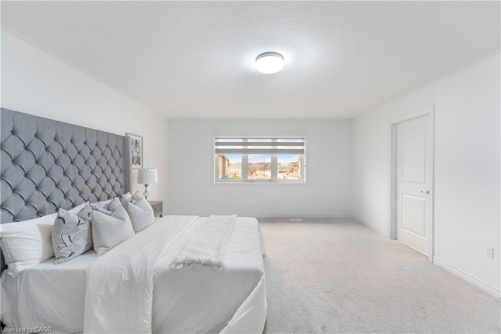 9 Sandhill Crescent Property Photo 32