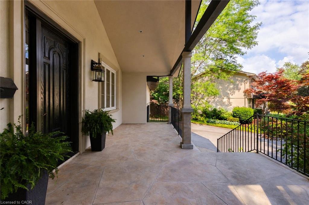 1063 Greenoaks Drive Property Photo 4