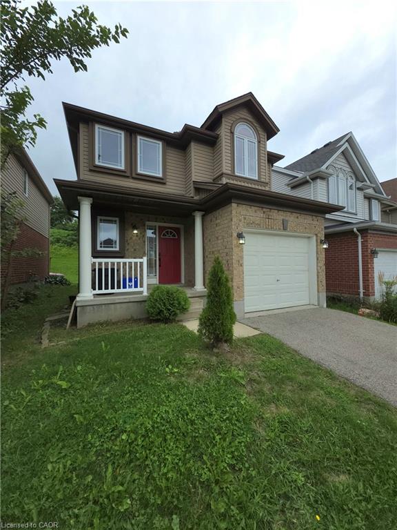 998 Mapleridge Street Property Photo 1